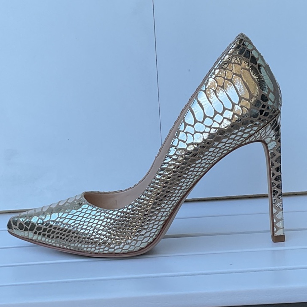 Nine West Tatiana Metallic Gold Snake-Embossed Pointed Heels - Picture 4 of 9
